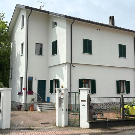 Casa Vacanze Magnolia Borgo Ticino Exteriér fotografie