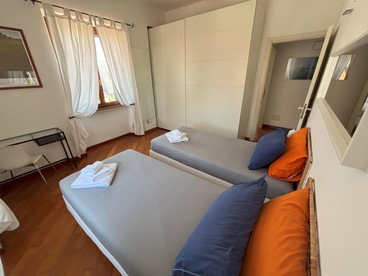 Casa Vacanze Magnolia Borgo Ticino Pokoj fotografie