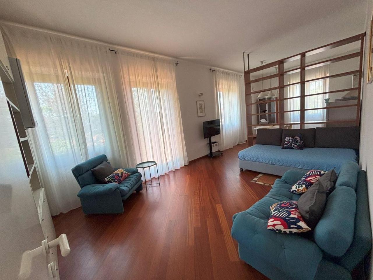Casa Vacanze Magnolia Borgo Ticino Exteriér fotografie