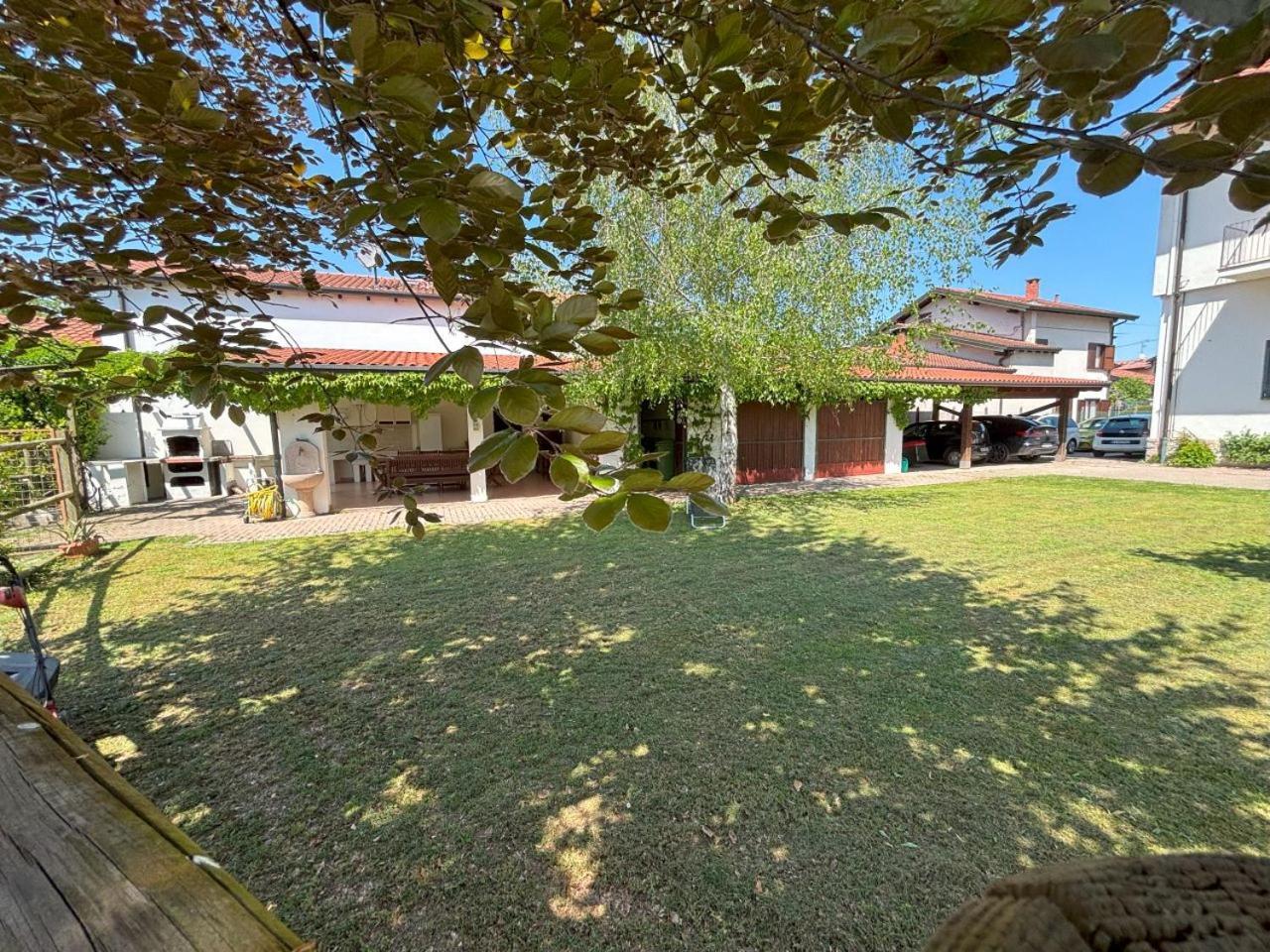 Casa Vacanze Magnolia Borgo Ticino Exteriér fotografie